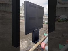 sistem drive-thru IP65 layar ganda di luar ruangan